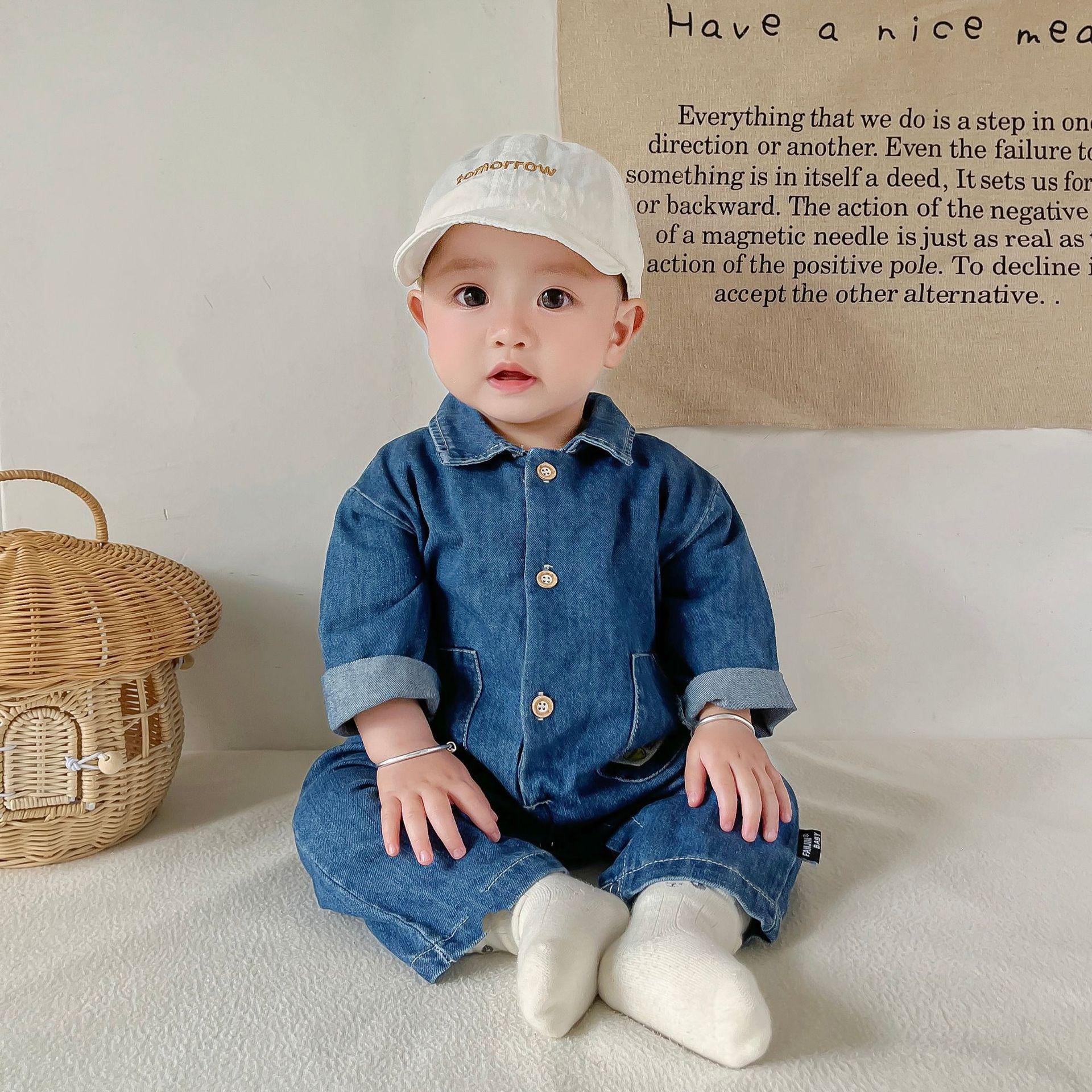 2024 Spring Long-Sleeved Denim Romper for Infants & Toddlers - Unisex Children s Jumpsuit 90 cm
2024 Spring Long-Sleeved Denim Romper for Infants & Toddlers - Unisex Children s Jumpsuit 90 cm