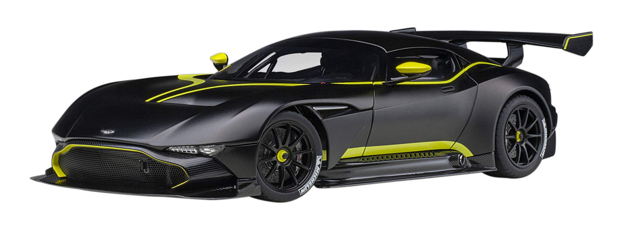 AUTOart Aston Martin Vulcan Матовый зеленый полосы Готовое изделие 1/18 Черный/Лайм чёрный
AUTOart Aston Martin Vulcan Матовый зеленый полосы Готовое изделие 1/18 Черный/Лайм чёрный