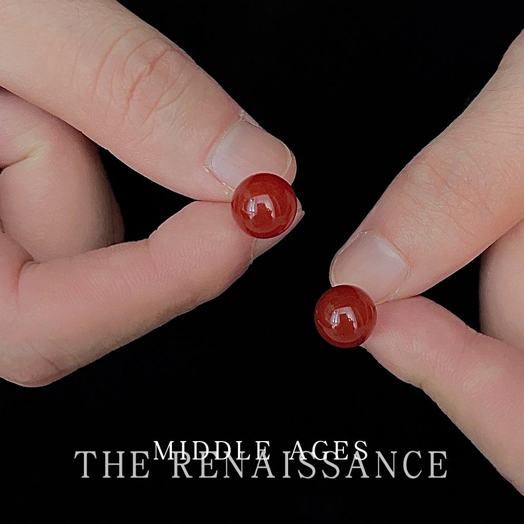 Medieval retro red acacia bean stud earrings Qixi Festival Valentine s Day gift earrings agate earrings
Medieval retro red acacia bean stud earrings Qixi Festival Valentine s Day gift earrings agate earrings