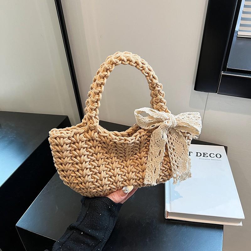 Exquisite Handmade Rope Art Weaving Small Bag Feminine Temperament Silk Scarf Portable Beach хакі
Exquisite Handmade Rope Art Weaving Small Bag Feminine Temperament Silk Scarf Portable Beach хакі
