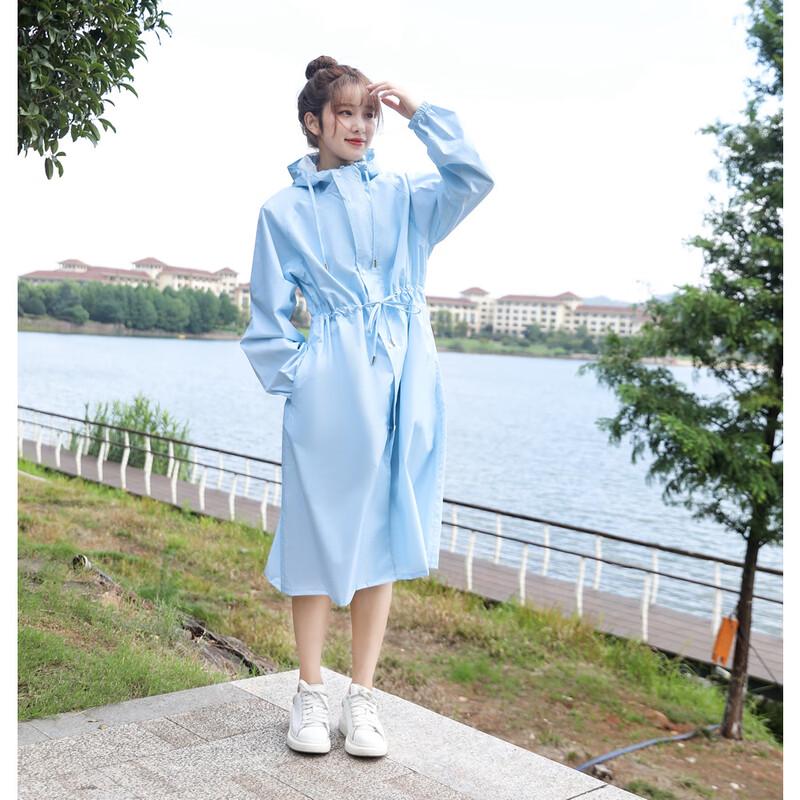 Women s Lightweight Waterproof Raincoat
Women s Lightweight Waterproof Raincoat
