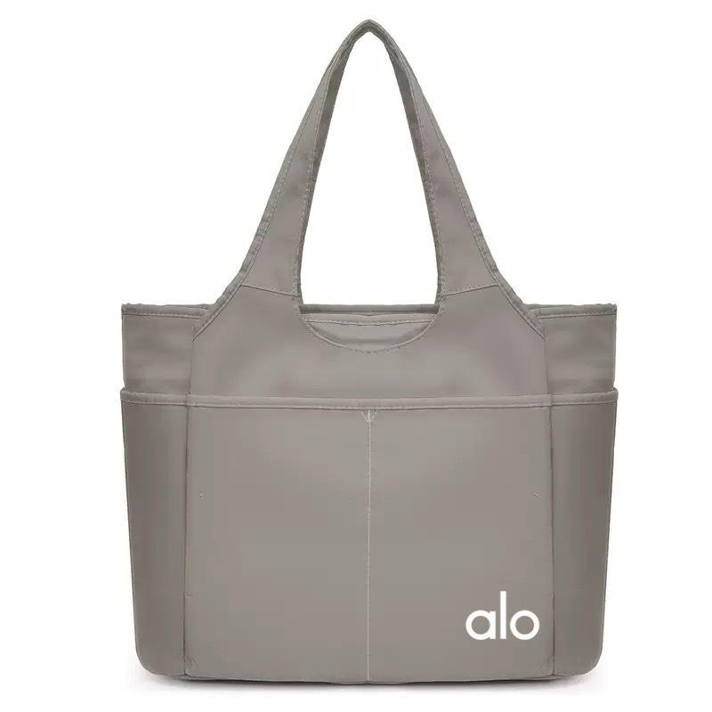 Large Capacity Multi-Pocket Yoga & Travel Duffel Tote Bag сірий колір
Large Capacity Multi-Pocket Yoga & Travel Duffel Tote Bag сірий колір