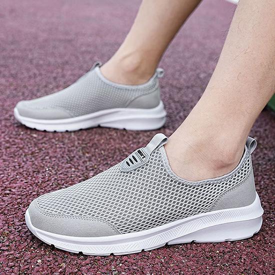 Men s One-piece Mesh Shoes with Spring and Summer Low Cut Sleeves, Perforated and Breathable Sports Shoes, Lightweight and Casual Shoes 48 чорний
Men s One-piece Mesh Shoes with Spring and Summer Low Cut Sleeves, Perforated and Breathable Sports Shoes, Lightweight and Casual Shoes 48 чорний
