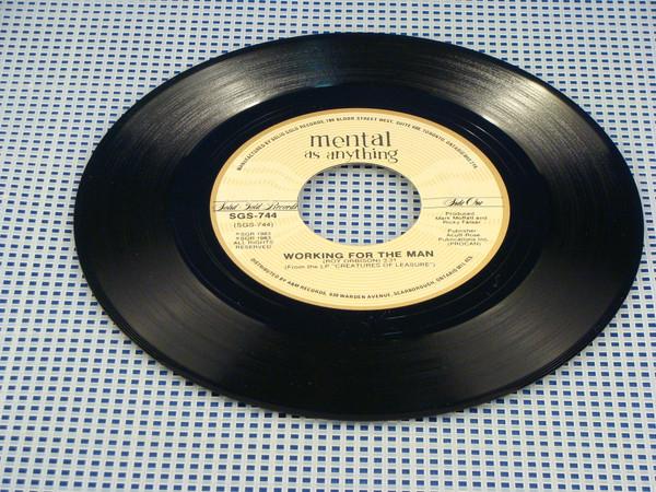 7inch Record MENTAL AS ANYTHING - Working For The Man SGS744 Solid Gold Reco 1983 Canada Rock Used
7inch Record MENTAL AS ANYTHING - Working For The Man SGS744 Solid Gold Reco 1983 Canada Rock Used