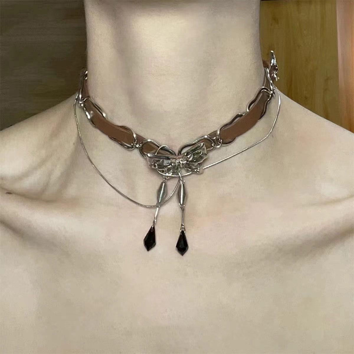 Ожерелье из бисера Y2K со звездой - Титановая сталь, панк-готический стиль для женщин
Ожерелье из бисера Y2K со звездой - Титановая сталь, панк-готический стиль для женщин