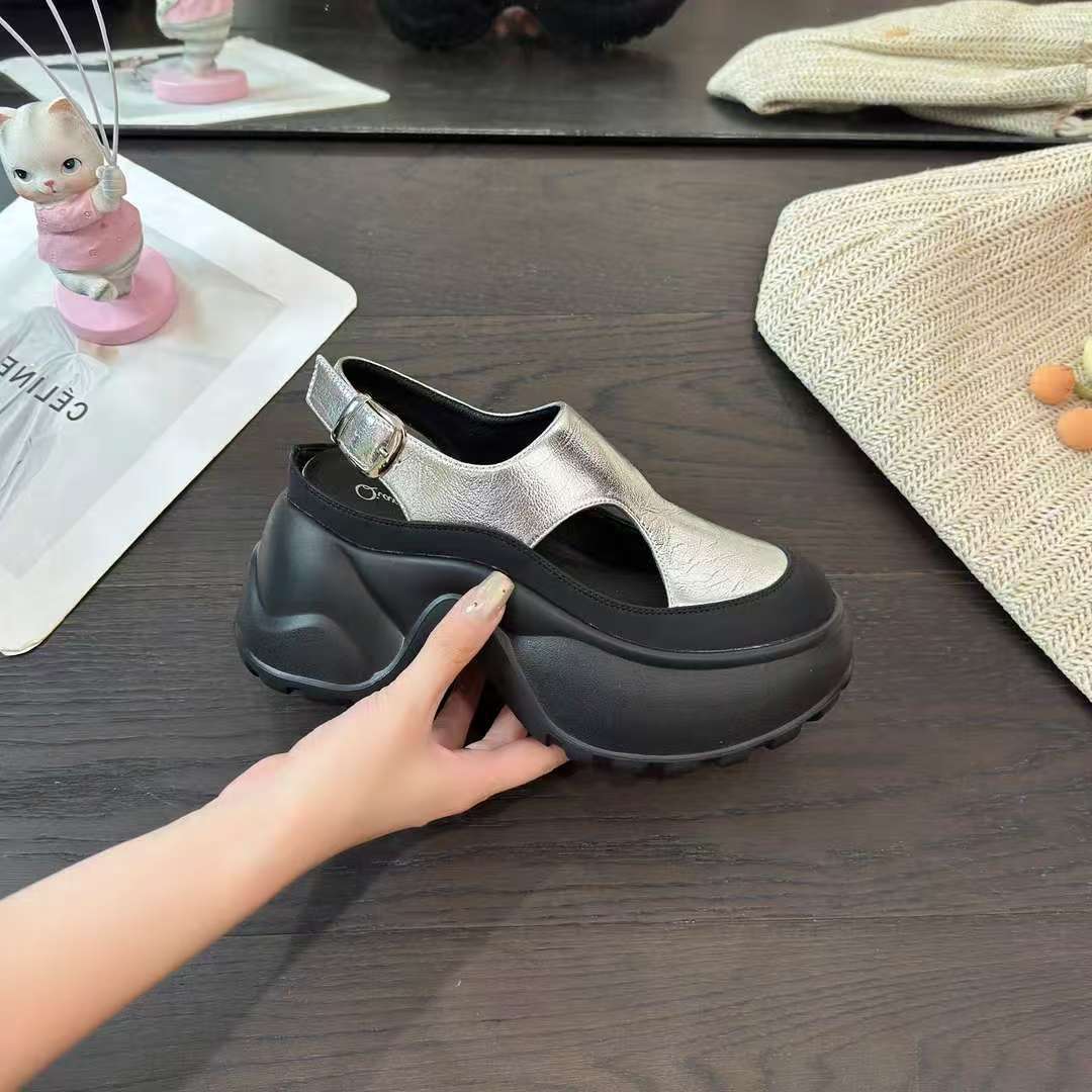 2025 new summer casual fashion muffin women s shoes platform heightening sandals women s lazy bag head wear-resistant super soft 40
2025 new summer casual fashion muffin women s shoes platform heightening sandals women s lazy bag head wear-resistant super soft 40