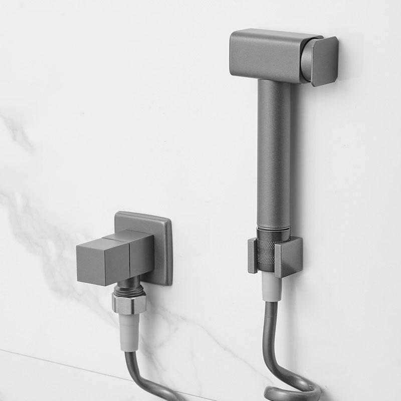 Комплект биде-спрея для ванной комнаты цвета оружейный серый, латунный туалетный ручной биде-кран, настенный ручной распылитель для ванной, душевая лейка, одинарный холодный
Комплект биде-спрея для ванной комнаты цвета оружейный серый, латунный туалетный ручной биде-кран, настенный ручной распылитель для ванной, душевая лейка, одинарный холодный