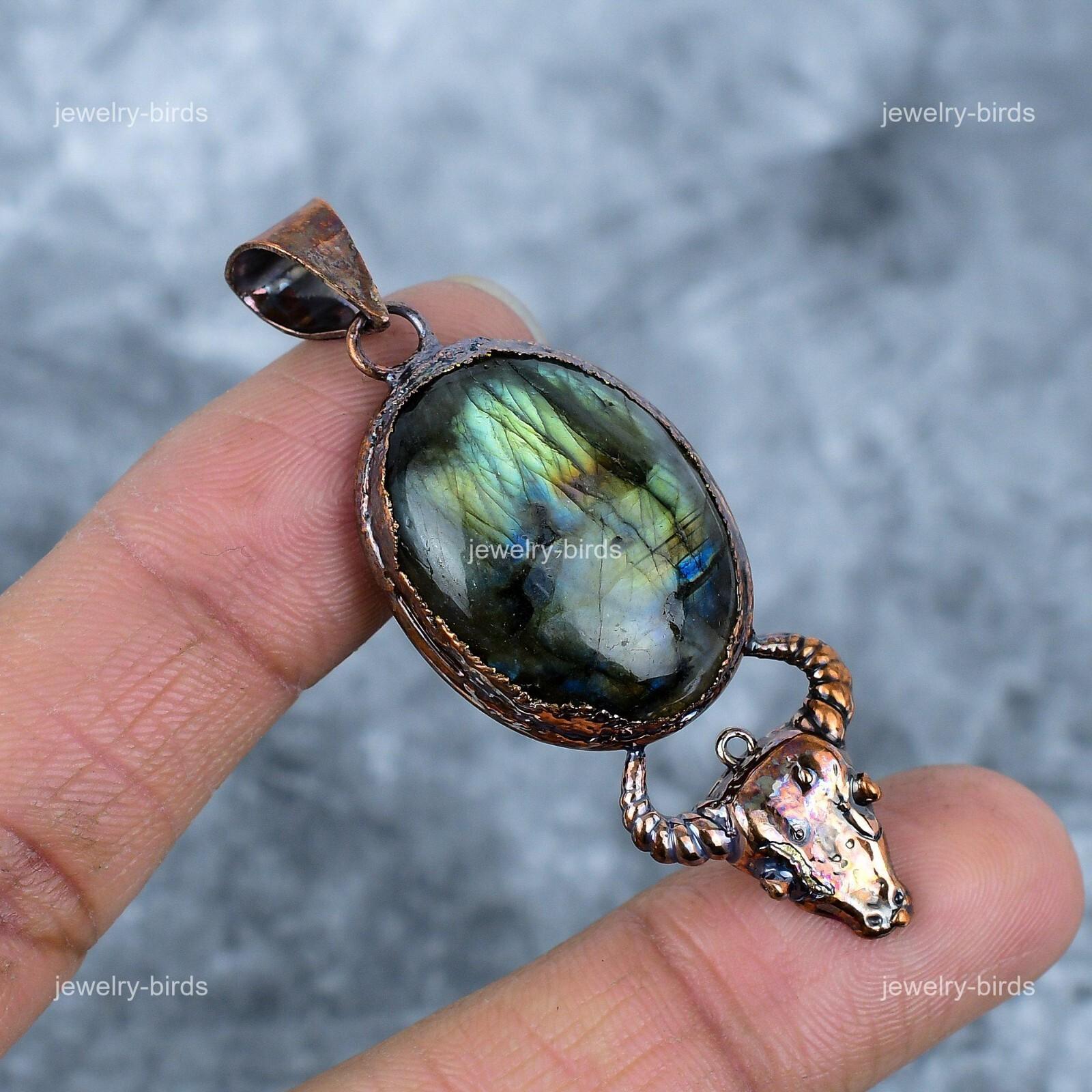 Овальный Натуральный Лабрадорит Медь Новое Гальванопластическое Сестринское Подарочное Подвесное Украшение VP-65
Овальный Натуральный Лабрадорит Медь Новое Гальванопластическое Сестринское Подарочное Подвесное Украшение VP-65