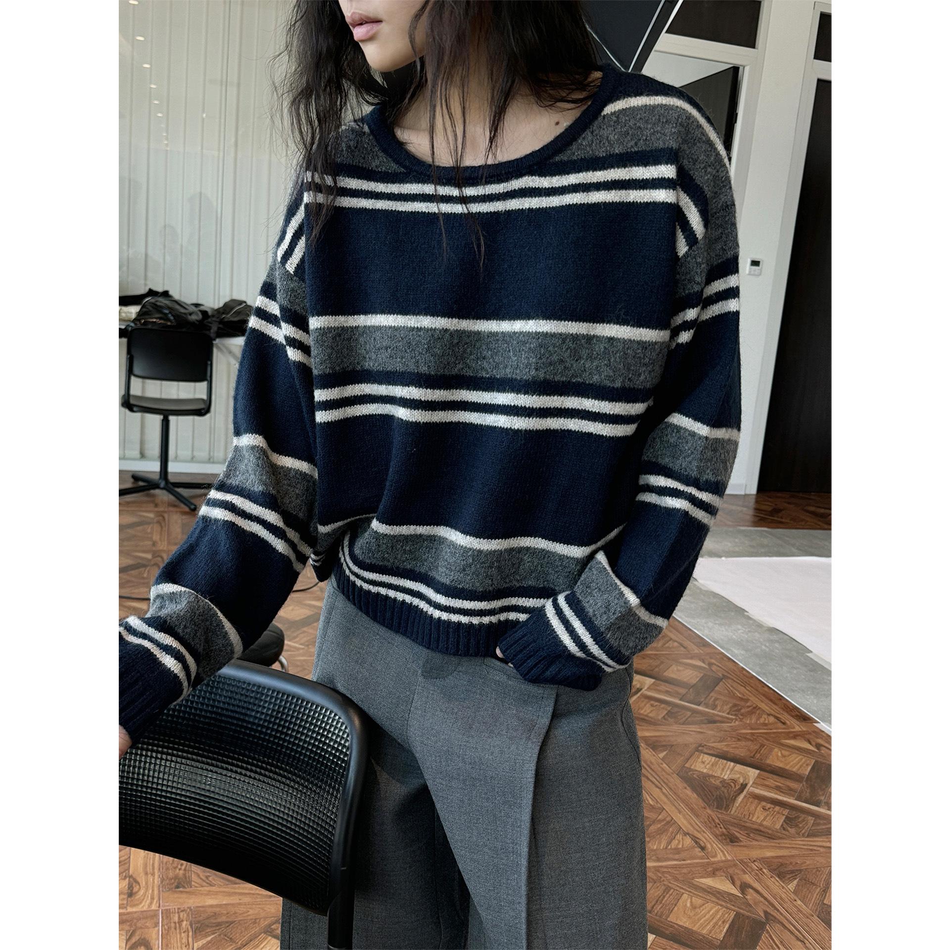 Louvre Early Spring Korean Style Striped Wool Sweater - Women s Soft & Skin-Friendly Pullover One Size
Louvre Early Spring Korean Style Striped Wool Sweater - Women s Soft & Skin-Friendly Pullover One Size