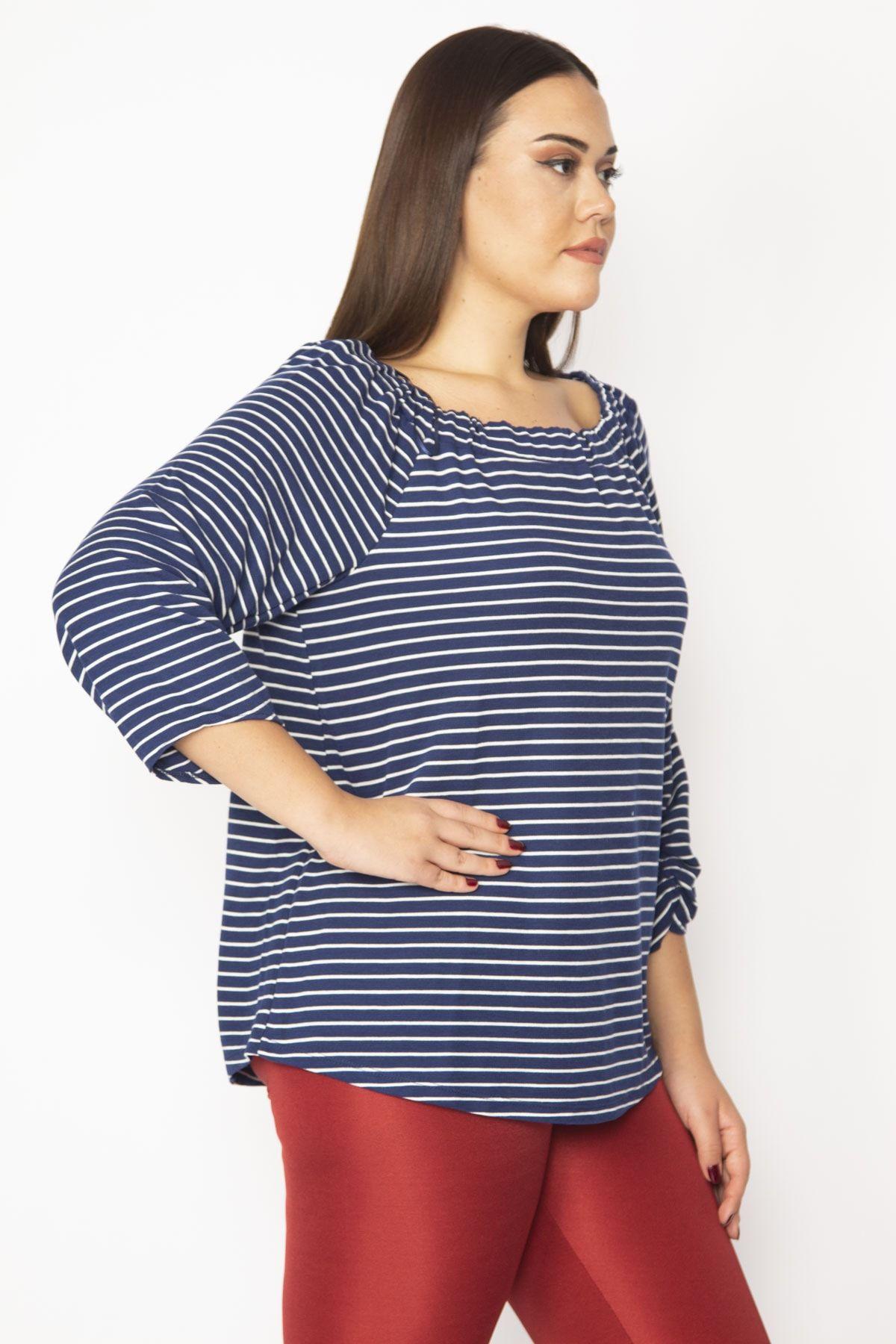 Women s Style Plus Size Tunic Large Size Navy Blue Striped Tunic With Elastic Collar And Gathering Detail On The Sleeves 4XL/5XL
Women s Style Plus Size Tunic Large Size Navy Blue Striped Tunic With Elastic Collar And Gathering Detail On The Sleeves 4XL/5XL