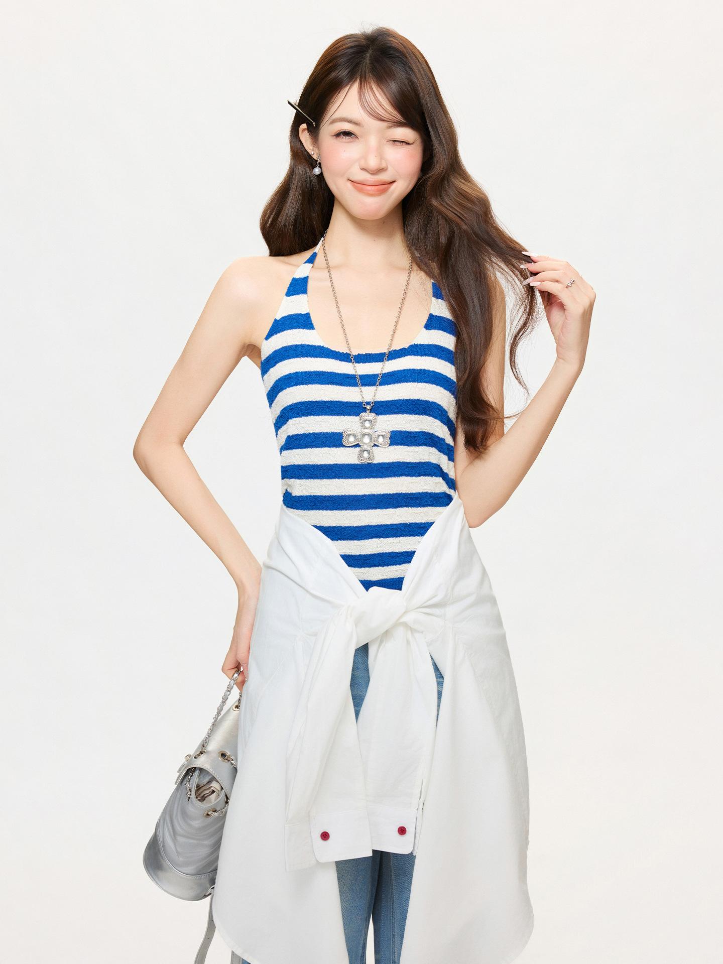 Pure desire style Spice girl seaside wear with neck sling vest women s summer slim fit with striped halter top One size fits all
Pure desire style Spice girl seaside wear with neck sling vest women s summer slim fit with striped halter top One size fits all