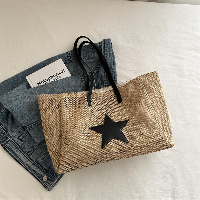 Chic 2024 New Casual Woven Underarm Bag With Star Shape Design For Trendy Looks
Chic 2024 New Casual Woven Underarm Bag With Star Shape Design For Trendy Looks