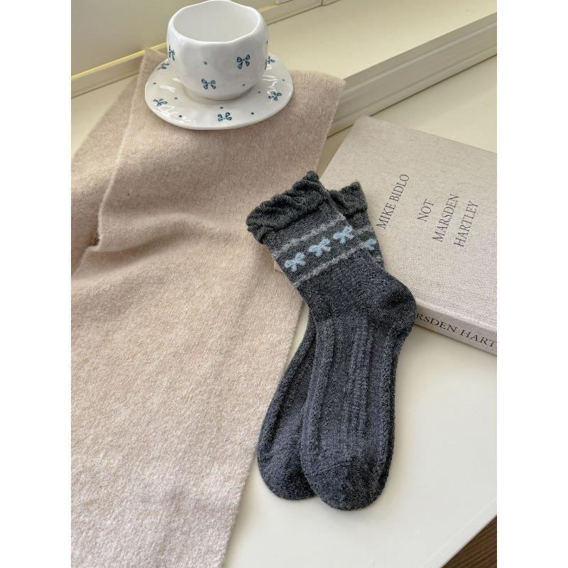 Flower Bud Bubble Mouth Wool Socks, Thickened Warm Pile Socks, Bow Women s Socks, Mid-calf Socks 1 pair темно-сірий
Flower Bud Bubble Mouth Wool Socks, Thickened Warm Pile Socks, Bow Women s Socks, Mid-calf Socks 1 pair темно-сірий