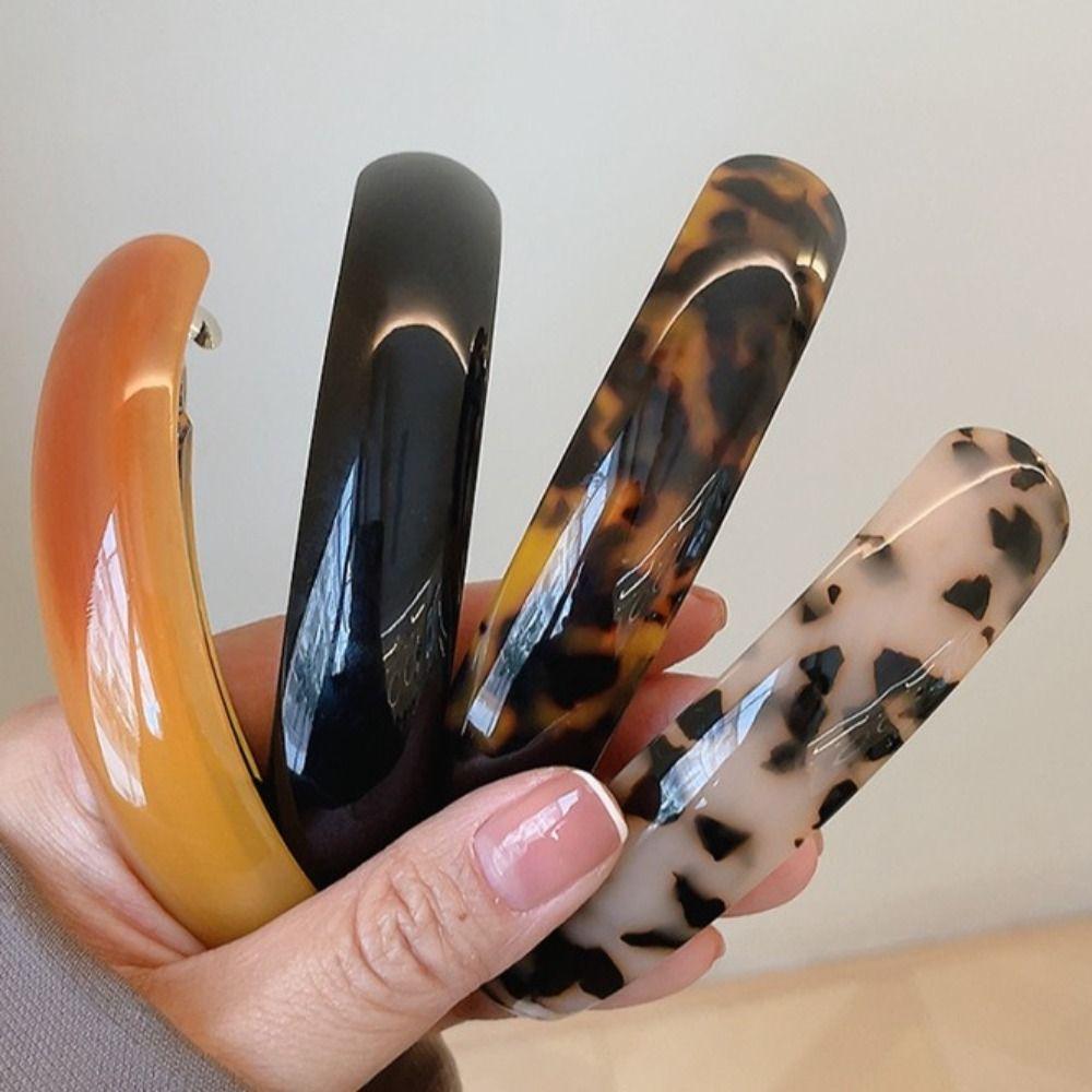 Elliptical Spring Clip Arc Large Hairpin Creative Leopard Print Hair Clip Daily style 4
Elliptical Spring Clip Arc Large Hairpin Creative Leopard Print Hair Clip Daily style 4