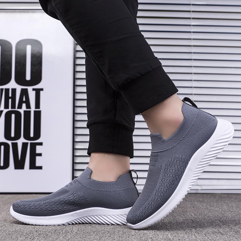 Men s Spring/Summer Breathable Slip-On Casual Shoes - Lightweight, Soft Sole Sport Mesh for All Ages 42 сірий колір
Men s Spring/Summer Breathable Slip-On Casual Shoes - Lightweight, Soft Sole Sport Mesh for All Ages 42 сірий колір