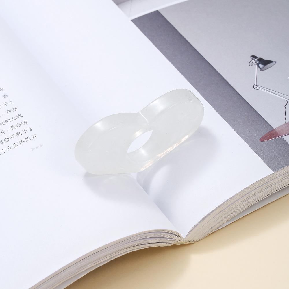 Heart Shaped Thumb Book Page Holder Convenient Elegant Reading Aids 2cm Hole Easy To Use Book Accessories School Supplies білий
Heart Shaped Thumb Book Page Holder Convenient Elegant Reading Aids 2cm Hole Easy To Use Book Accessories School Supplies білий