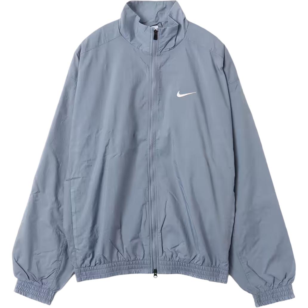 Nike Embroidered Logo Loose Fit Zip High Neck Drop Shoulder Long Sleeve Jacket Men Jacket Gray Blue HV6918-493 XXL
Nike Embroidered Logo Loose Fit Zip High Neck Drop Shoulder Long Sleeve Jacket Men Jacket Gray Blue HV6918-493 XXL