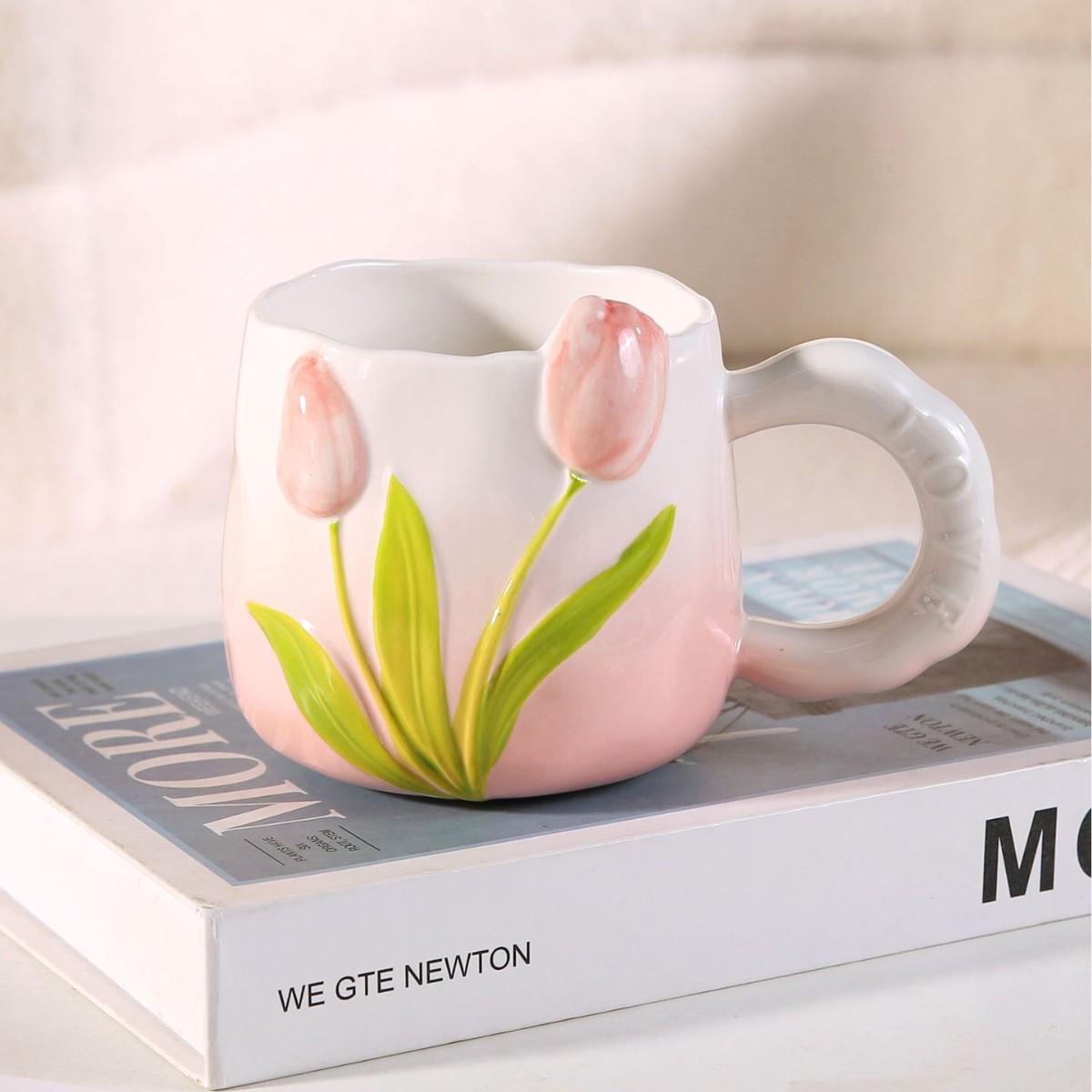 Tulip Hand-Painted Ceramic Mug with Embossed Flowers - Gradient Underglaze Couple Cup 8.5cm Diameter x 8.5cm Height / 400ml Capacity розовый
Tulip Hand-Painted Ceramic Mug with Embossed Flowers - Gradient Underglaze Couple Cup 8.5cm Diameter x 8.5cm Height / 400ml Capacity розовый