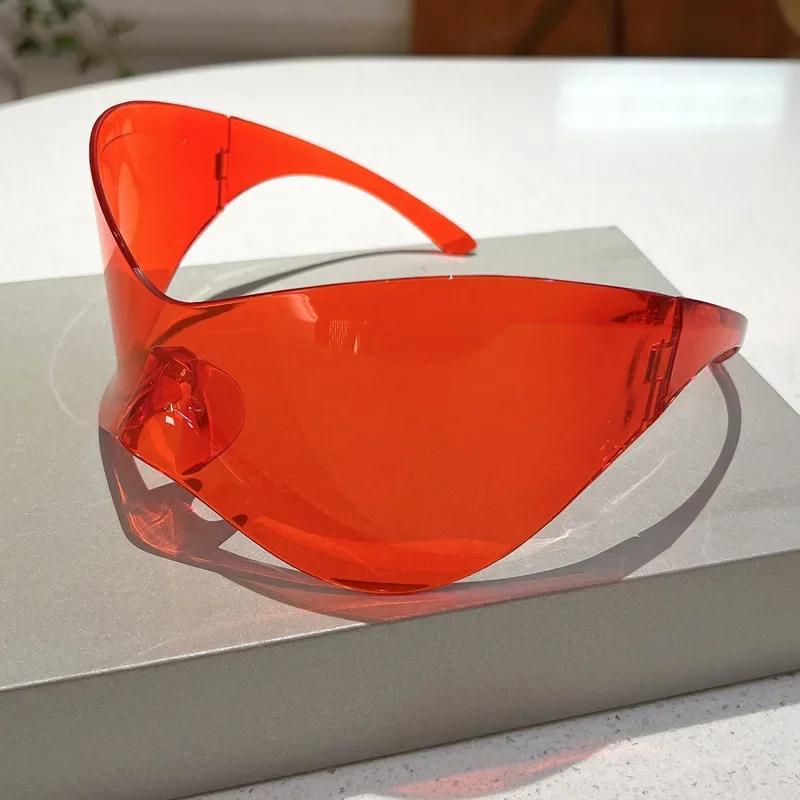 Y2K Sun Glasses Glasses Ladies Trendy Silver Oversized Face Mark Shades Reflective Personal Sun Eyeglasses for Cycling Travel Gafas De Sol As The Picture
Y2K Sun Glasses Glasses Ladies Trendy Silver Oversized Face Mark Shades Reflective Personal Sun Eyeglasses for Cycling Travel Gafas De Sol As The Picture