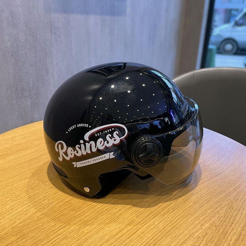 3C Certified All-Season Motorcycle Helmet - Unisex, Half-Helmet with Sun Protection 3C Certified
3C Certified All-Season Motorcycle Helmet - Unisex, Half-Helmet with Sun Protection 3C Certified