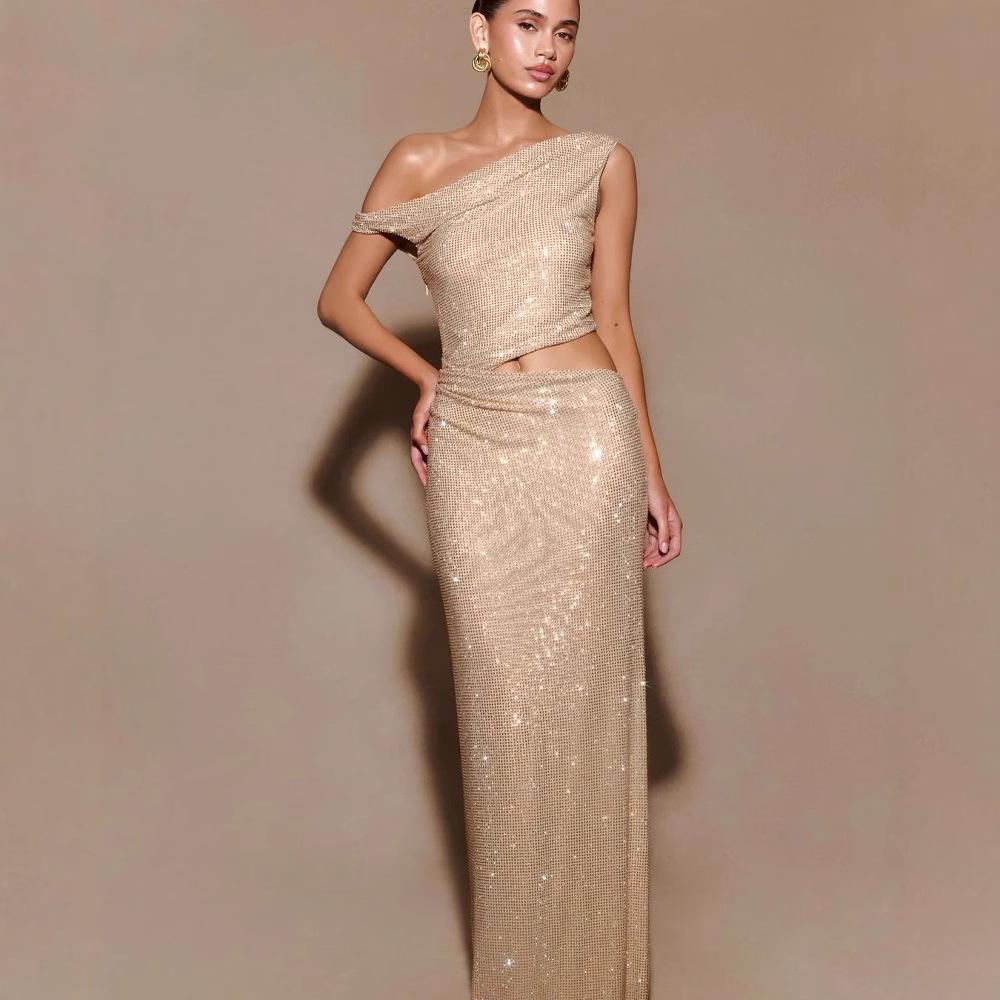European & American High-End Women s One-Shoulder Cut-out Rhinestone Slim Dress Large (L)
European & American High-End Women s One-Shoulder Cut-out Rhinestone Slim Dress Large (L)