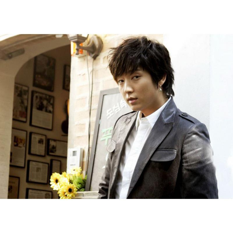 Lee Joon Gi Korean Poster Decorative Wall Hanging Photo Framed Painting Yellow Kraft Paper (No Glue) 30X42 cm
Lee Joon Gi Korean Poster Decorative Wall Hanging Photo Framed Painting Yellow Kraft Paper (No Glue) 30X42 cm