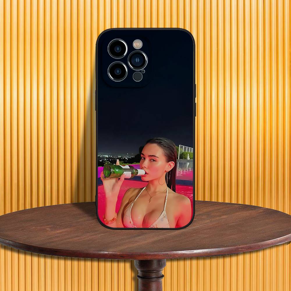 M-Madison B-Beer Phone Case For iPhone 17,16,15,14,13,12,11,Pro,Max,Plus,X,XS,SE4,E,Mini,Soft Black Case iPhone16se4
M-Madison B-Beer Phone Case For iPhone 17,16,15,14,13,12,11,Pro,Max,Plus,X,XS,SE4,E,Mini,Soft Black Case iPhone16se4