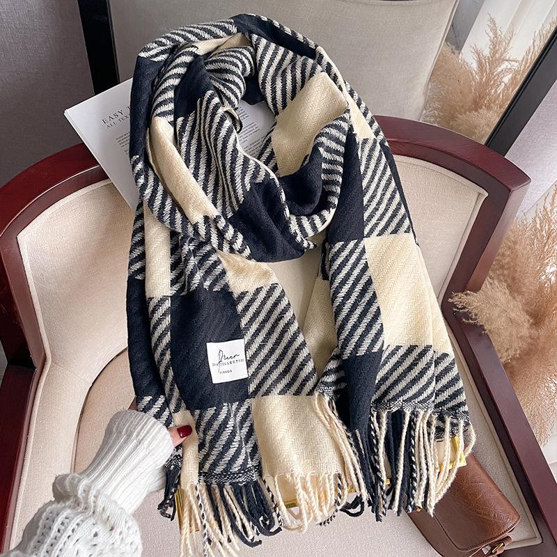 New color contrasting striped scarf women s winter shawl arm versatile plaid couple scarf
New color contrasting striped scarf women s winter shawl arm versatile plaid couple scarf