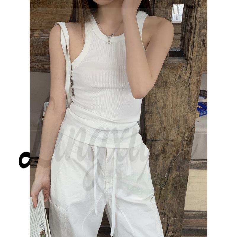 2026 Spring/Summer Nordic Slim Ribbed Racerback Tank Top for Women - Versatile Inner or Outer Layer Small белый
2026 Spring/Summer Nordic Slim Ribbed Racerback Tank Top for Women - Versatile Inner or Outer Layer Small белый