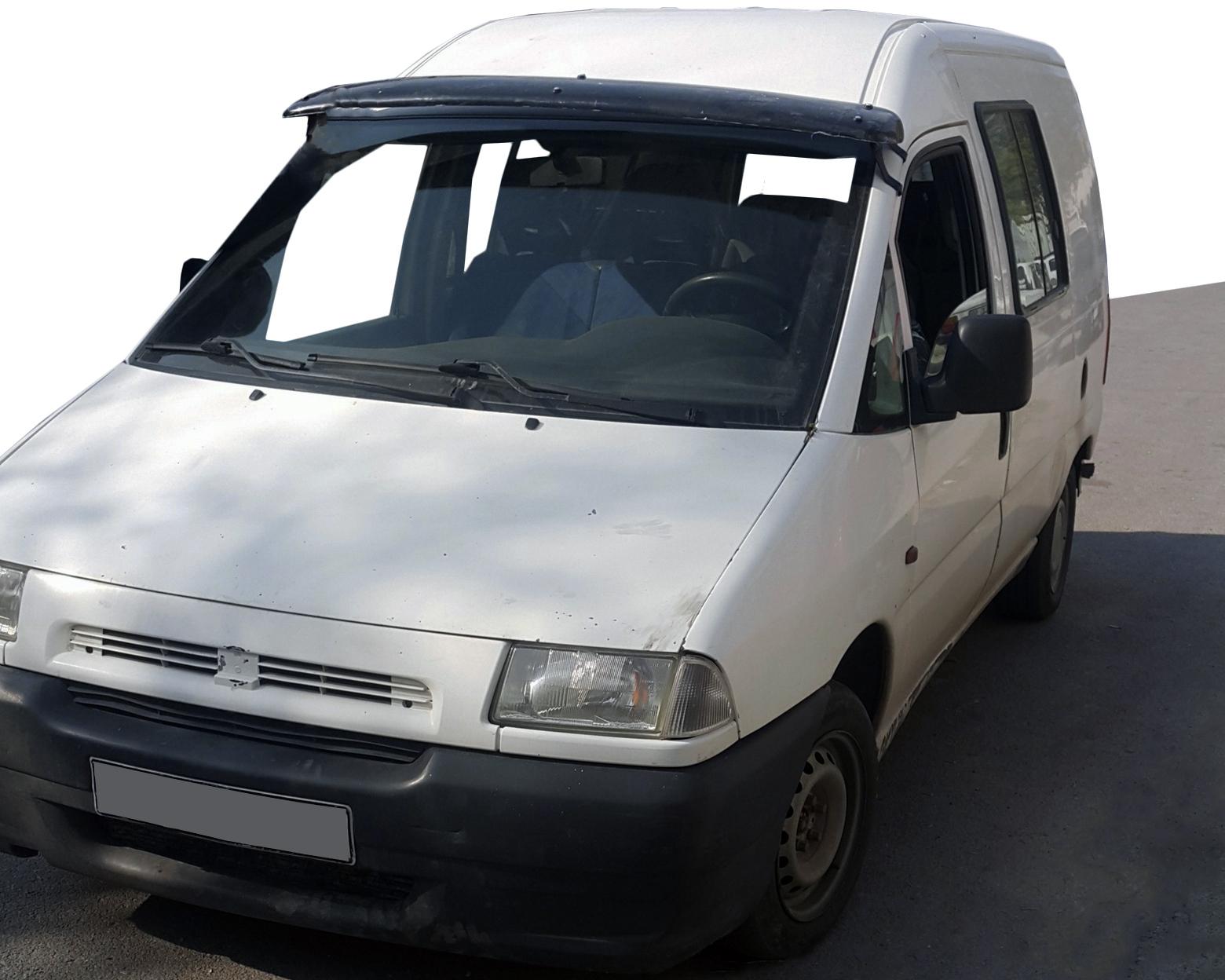 Козырек на лобовое стекло (черный глянец, 5мм) для Peugeot Expert 1995-2007 гг
Козырек на лобовое стекло (черный глянец, 5мм) для Peugeot Expert 1995-2007 гг