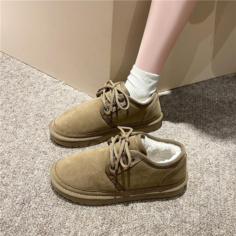 Size 35-44, large size women s shoes Northeast snow boots Winter new velvet warm large cotton thickened non-slip bread shoes 35 чорний
Size 35-44, large size women s shoes Northeast snow boots Winter new velvet warm large cotton thickened non-slip bread shoes 35 чорний