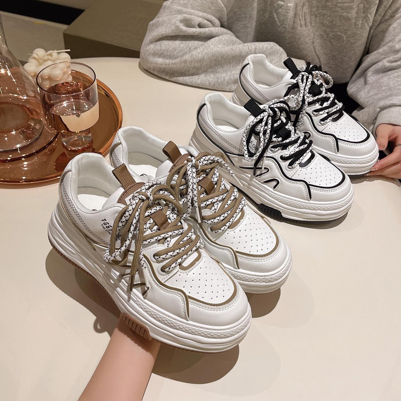 Little white shoes women s spring and autumn new platform casual sports board shoes dad shoes student single shoes 35
Little white shoes women s spring and autumn new platform casual sports board shoes dad shoes student single shoes 35