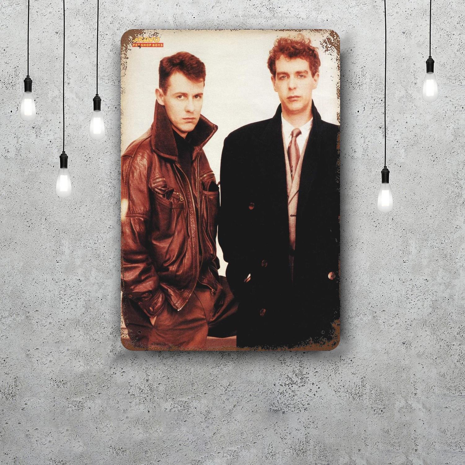 Pet Shop Boys Классический Постер Ржавая Металлическая Табличка Ретро Декоративная Тарелка Бар Мужская Берлога Гараж Клуб Металлическая Вывеска Настенное Украшение 20x30cm(7.8x11.8inch)
Pet Shop Boys Классический Постер Ржавая Металлическая Табличка Ретро Декоративная Тарелка Бар Мужская Берлога Гараж Клуб Металлическая Вывеска Настенное Украшение 20x30cm(7.8x11.8inch)