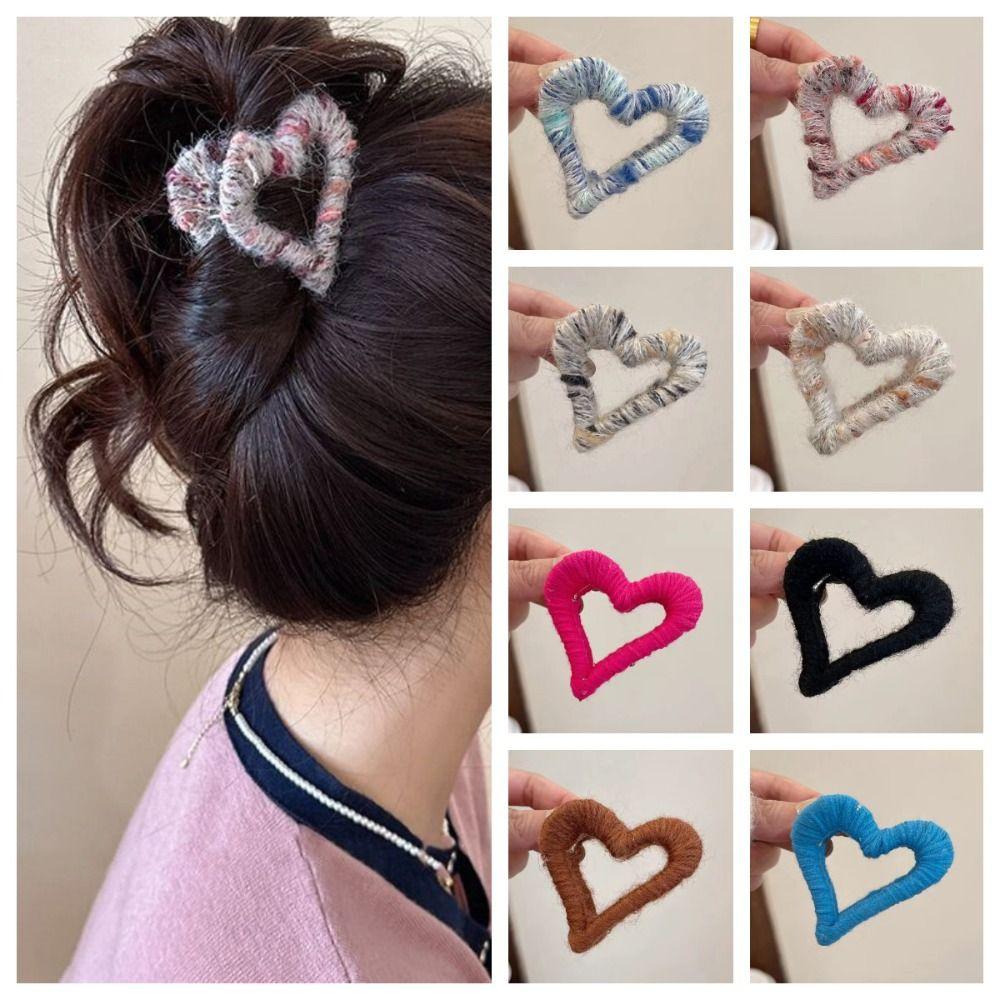 Y2k Love Heart Hair Claw Woolen Geometric Shark Clip Gifts Ponytail Claw Clip Girl
Y2k Love Heart Hair Claw Woolen Geometric Shark Clip Gifts Ponytail Claw Clip Girl