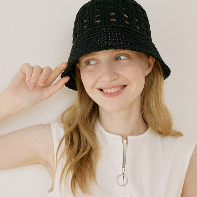 Вязаная панама MAD FACTORY - черная black
Вязаная панама MAD FACTORY - черная black