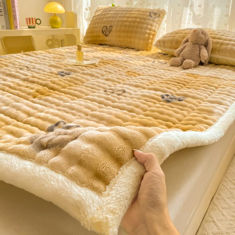 Premium Faux Rabbit Fur Mattress Topper Winter Warm Plush Cover Anti Static Thick Padding for Dormitory Double Bed Home Decor 1PC-90x200cm
Premium Faux Rabbit Fur Mattress Topper Winter Warm Plush Cover Anti Static Thick Padding for Dormitory Double Bed Home Decor 1PC-90x200cm