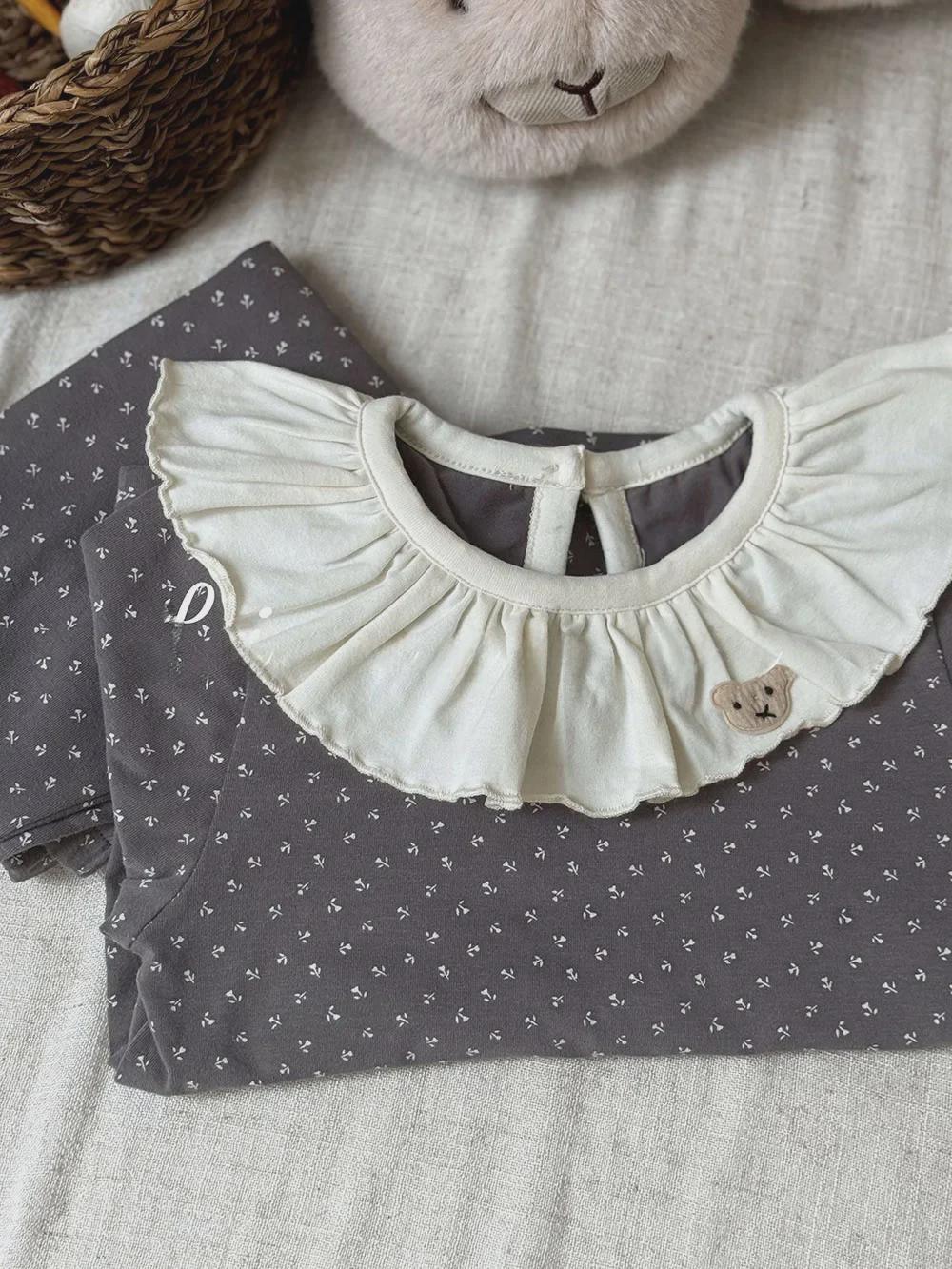 Милый пижамный комплект с воротником-лотосом для девочек – уютный осенний комплект из двух предметов 100cm
Милый пижамный комплект с воротником-лотосом для девочек – уютный осенний комплект из двух предметов 100cm