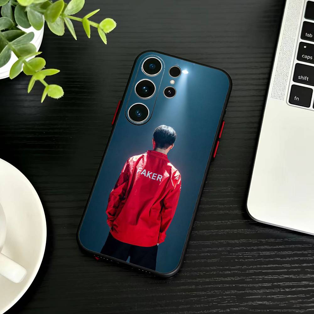 B-Keria Phone Case For Samsung S26,S25,S24,S23,S22,S21,S20,Ultra,Plus,FE Black Soft Cover Samsung S25Plus
B-Keria Phone Case For Samsung S26,S25,S24,S23,S22,S21,S20,Ultra,Plus,FE Black Soft Cover Samsung S25Plus