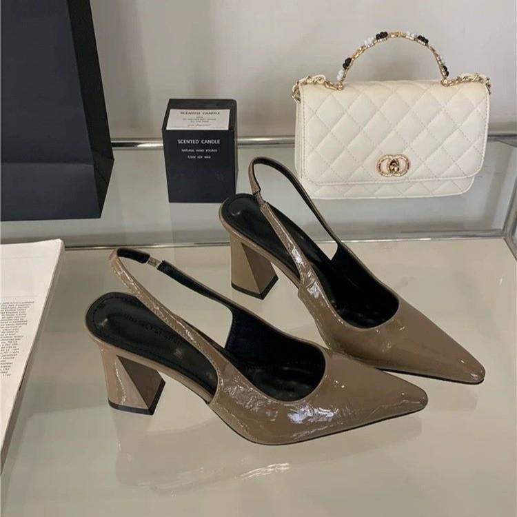 2025 летние новые женские туфли с квадратным носком простые классические пустые туфли-мешки на толстом каблуке модные одинарные босоножки 39 коричневый
2025 летние новые женские туфли с квадратным носком простые классические пустые туфли-мешки на толстом каблуке модные одинарные босоножки 39 коричневый