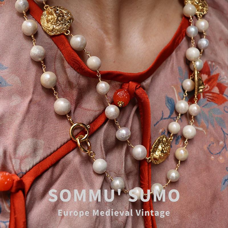 Natural freshwater pearl long sweater chain Korean version of fashion four-season versatile necklace
Natural freshwater pearl long sweater chain Korean version of fashion four-season versatile necklace