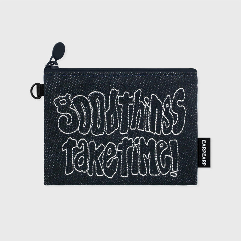 ДОБРІ РЕЧІ ПОТРЕБУЮТЬ ЧАСУ-ДЕНІМ (Міні-сумка) Mini pouch
ДОБРІ РЕЧІ ПОТРЕБУЮТЬ ЧАСУ-ДЕНІМ (Міні-сумка) Mini pouch