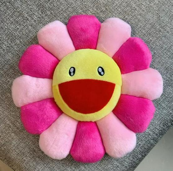 Trendy Brand Takashi Murakami Colorful Sunflower Plush Cushion - Sofa Seat, Back Cushion, and Home Decoration. 40cm
Trendy Brand Takashi Murakami Colorful Sunflower Plush Cushion - Sofa Seat, Back Cushion, and Home Decoration. 40cm