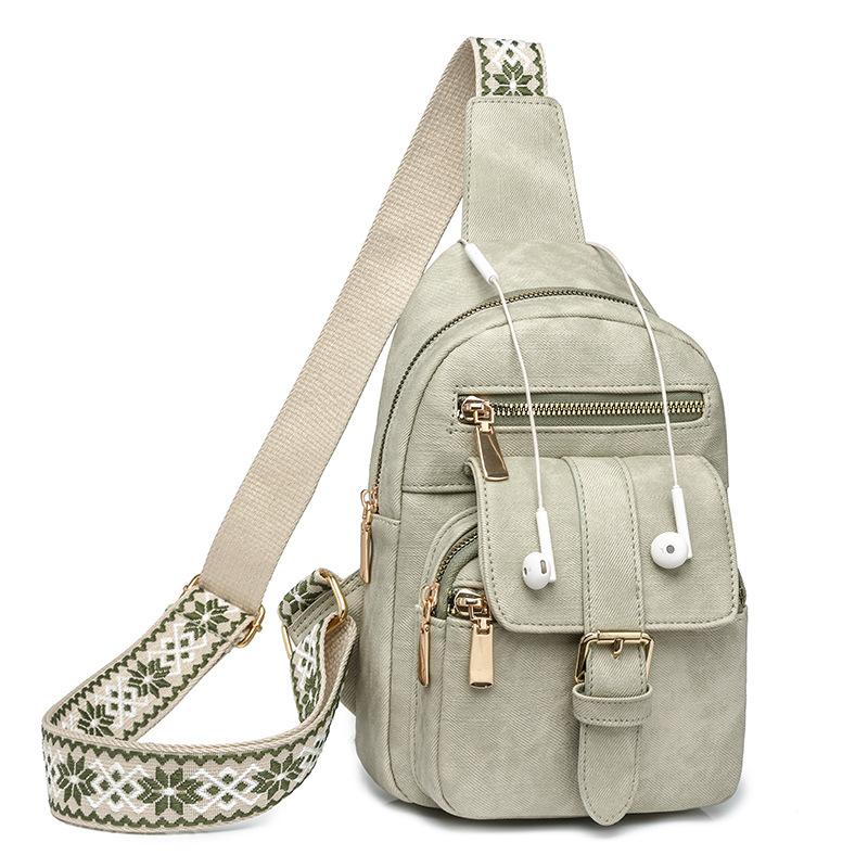 Сумка-брим для женщин Простая и модная Нагрудная сумка из стираной кожи Повседневная сумка кроссбоди для шопинга Уличная трендовая наплечная сумка
Сумка-брим для женщин Простая и модная Нагрудная сумка из стираной кожи Повседневная сумка кроссбоди для шопинга Уличная трендовая наплечная сумка