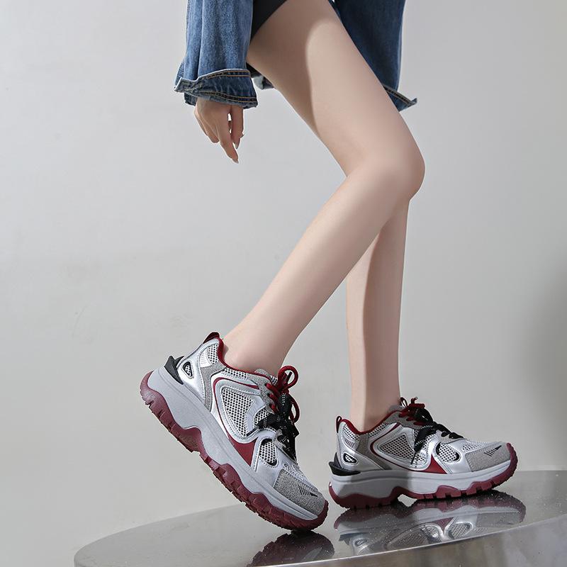 Autumn new breathable dad shoes women is student casual shoes platform running women s shoes 40
Autumn new breathable dad shoes women is student casual shoes platform running women s shoes 40