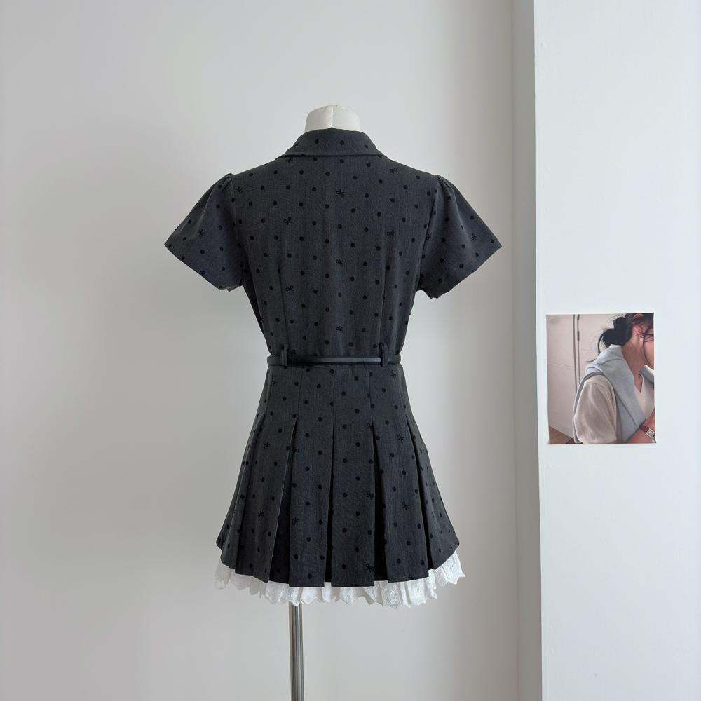 Женская весенняя одежда в студенческом стиле, с завышенной талией, универсальная, модная, женское летнее милое цветочное платье с завышенной талией XL- (recommended 110-60kg)
Женская весенняя одежда в студенческом стиле, с завышенной талией, универсальная, модная, женское летнее милое цветочное платье с завышенной талией XL- (recommended 110-60kg)