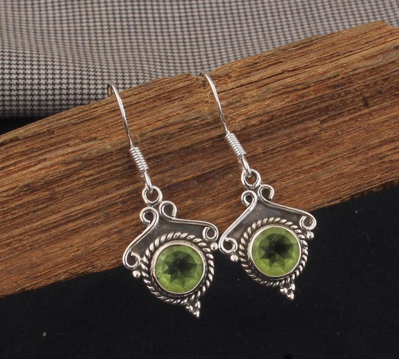 Solid 925 Sterling Silver Natural peridot Gemstone handmade Bohemian Earring Anniversary Gift
Solid 925 Sterling Silver Natural peridot Gemstone handmade Bohemian Earring Anniversary Gift
