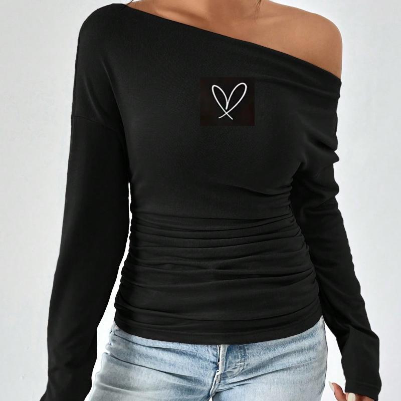 Женский топ с открытыми плечами и асимметричным вырезом XL
Женский топ с открытыми плечами и асимметричным вырезом XL