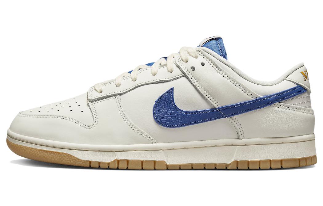 Nike Dunk Low Se Sail Game Royal Gum DX3198-133 44
Nike Dunk Low Se Sail Game Royal Gum DX3198-133 44