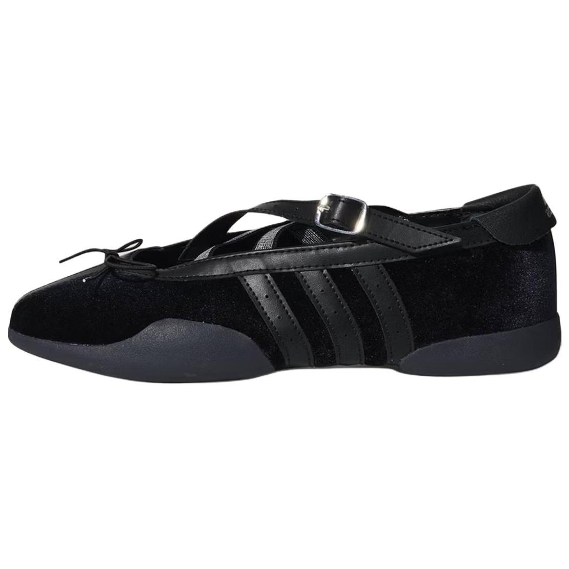 Adidas Originals Taekwondo Low top Casual Shoes Women s Black HQ7611 36⅔
Adidas Originals Taekwondo Low top Casual Shoes Women s Black HQ7611 36⅔