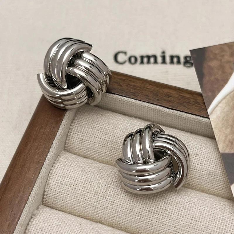 PONYKISS Sterling Silver Distorted Cross Geometric Stud Earrings for Women Minimalist Fine Trendy Accessories
PONYKISS Sterling Silver Distorted Cross Geometric Stud Earrings for Women Minimalist Fine Trendy Accessories